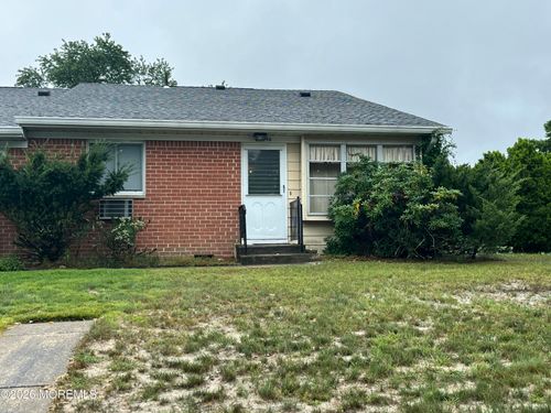 a-14 Independence Pkwy, Whiting, NJ, 08759 | Card Image