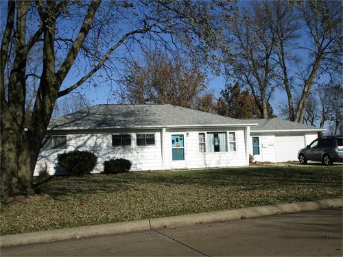 2922 Cadillac Drive, Cedar Falls, IA, 50613 | Card Image