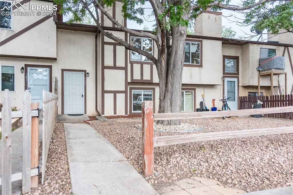 Trapper Ln, Fountain, CO 80817