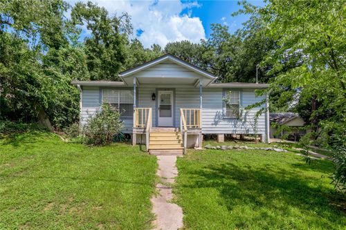 1015 Avenue J, Huntsville, TX, 77320-3969 | Card Image