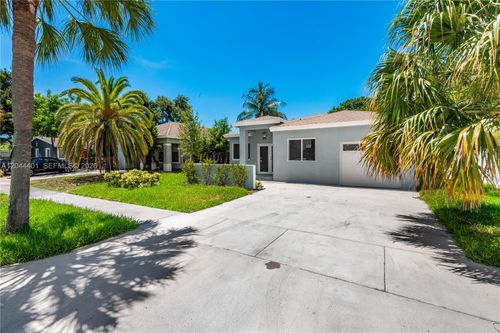 731 Sw 6th St, Dania Beach, FL, 33004-4921 | Card Image