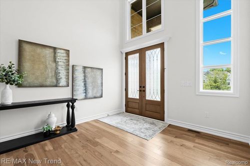 32534 Sanctuary Ct, Farmington Hills, MI, 48336-1009 | Card Image