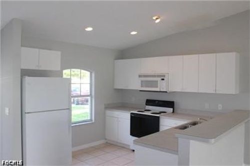 1817 Santa Barbara Blvd, Cape Coral, FL, 33991-3418 | Card Image
