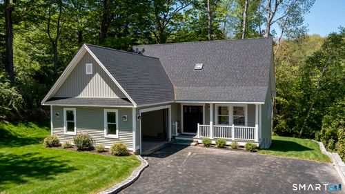 24 W Lakeview Rd, Plymouth, CT, 06782-2710 | Card Image