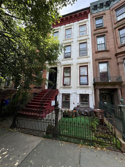 64 Hancock St, Brooklyn, NY, 11216-1911 | Card Image