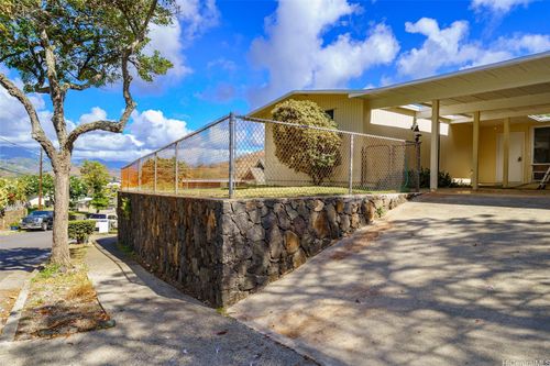 1324 Kuuna St, Kailua, HI, 96734-3662 | Card Image