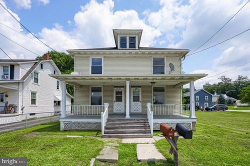 1202 Baltimore Street, HANOVER, PA, 17331 | Card Image