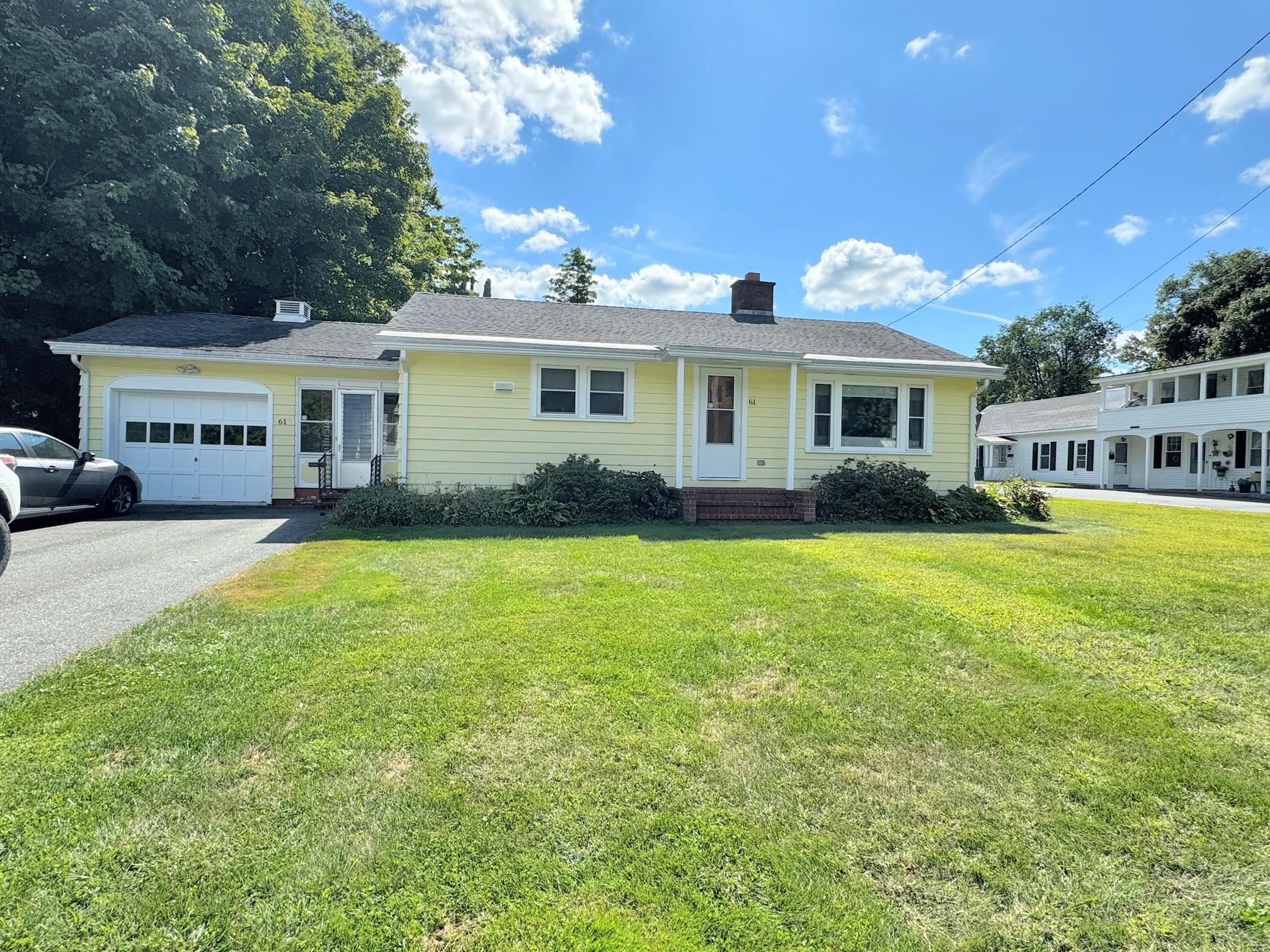 Chestnut St, Claremont, NH 03743