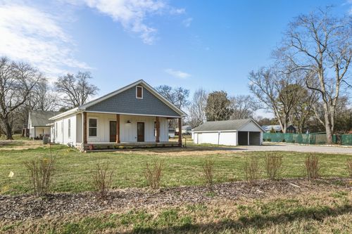 6604 2nd St, College Grove, TN, 37046-8810 | Card Image