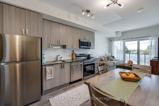 315 - 1480 Bayly St, Condo with 2 bedrooms, 1 bathrooms and 1 parking in Pickering ON | Image 8