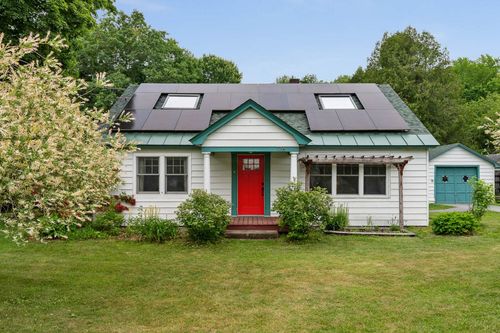 176 Browns Ct, Richmond, VT, 05477-4425 | Card Image