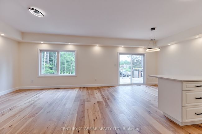 94C Frontenac Cres, House attached with 3 bedrooms, 3 bathrooms and 1 parking in Deep River ON | Image 27