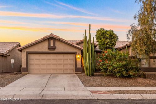 7620 W Running Bear Dr, Tucson, AZ, 85743-1110 | Card Image