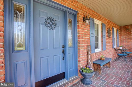 9799 Cumberland Hwy, ORRSTOWN, PA, 17244-9581 | Card Image