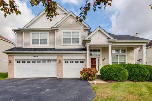 3015 Monterey Ln, Wadsworth, IL, 60083-8924 | Card Image