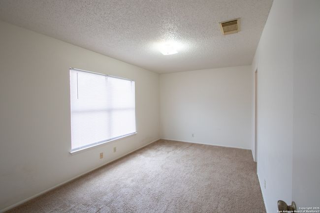 8322 Pine Meadow Dr, House other with 3 bedrooms, 2 bathrooms and null parking in Converse TX | Image 12