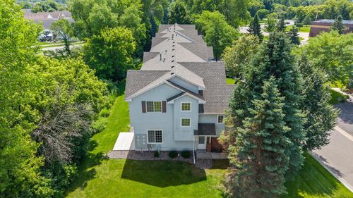 9050 Merrimac Ln N, Maple Grove, MN, 55311-4424 | Card Image