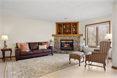 821 N Gammon Road, Madison, WI, 53717 | Card Image