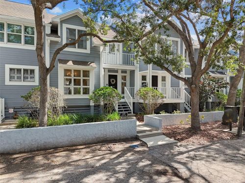 4835 W Flamingo Rd, TAMPA, FL, 33611-1000 | Card Image