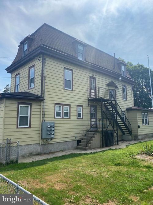 127 Saude Ave, ESSINGTON, PA, 19029-1404 | Card Image