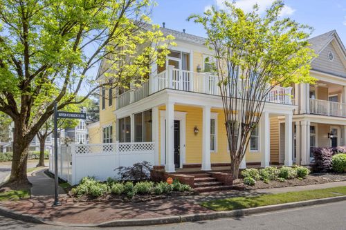 1012 River Currents Dr, Memphis, TN, 38103-8839 | Card Image