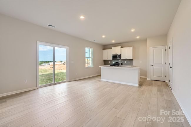 Breakfast Nook | Image 6