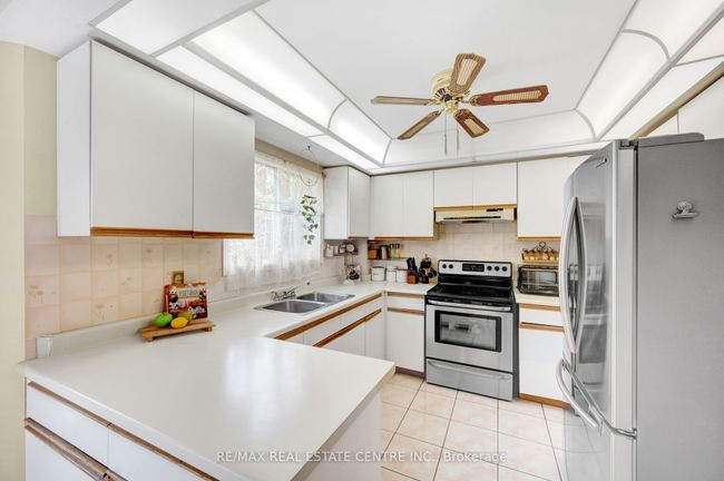 5615 River Grove Ave, House other with 4 bedrooms, 3 bathrooms and 3 parking in Mississauga ON | Image 14
