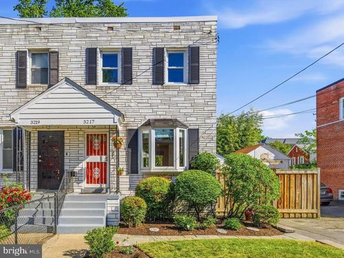 3217 13th Rd S, ARLINGTON, VA, 22204-4328 | Card Image