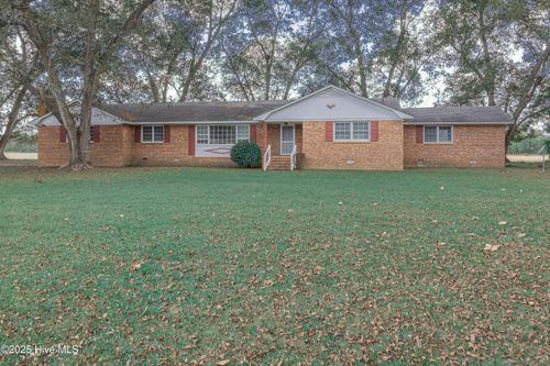 336 Wellstown Rd, Rose Hill, NC, 28458-8332 | Card Image