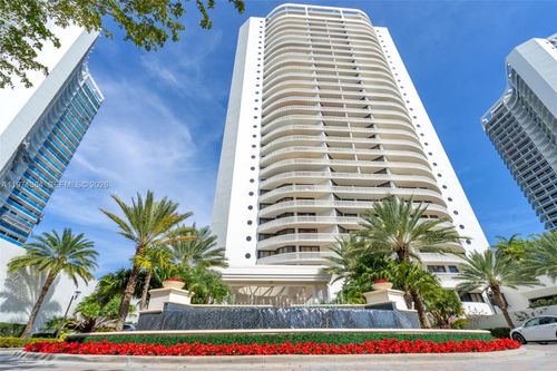 2902-3000 Island Blvd, Aventura, FL, 33160-4927 | Card Image