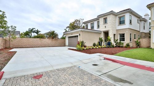 17413 Siena Ln, Fountain Valley, CA, 92708-3515 | Card Image