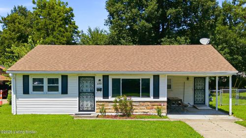 6903 Dunkirk Ln, Louisville, KY, 40272-1117 | Card Image