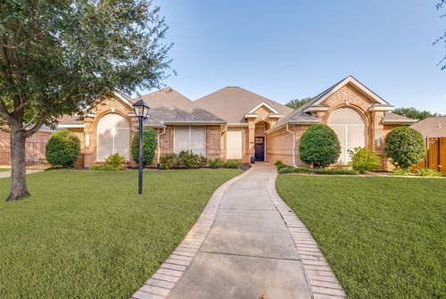 1500 Forest Meadows Ct, Bedford, TX, 76021-3404 | Card Image