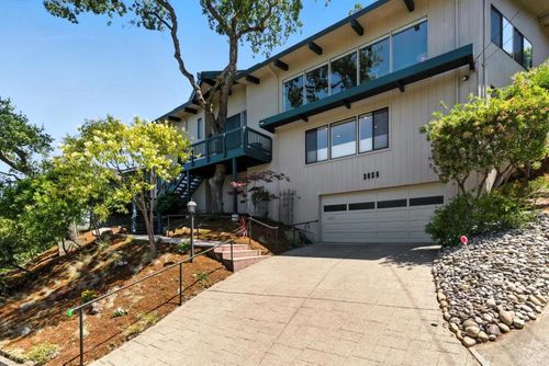 2935 Sherwood Dr, San Carlos, CA, 94070-4349 | Card Image