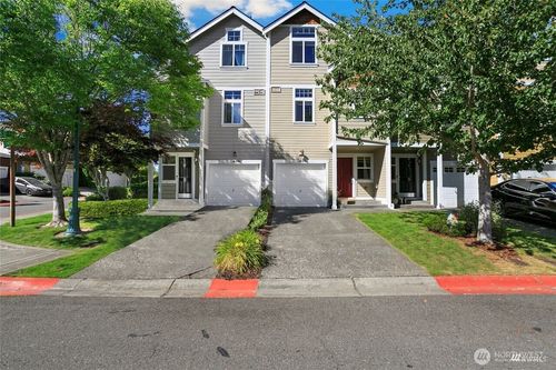 14-11406 Se 171st St, Renton, WA, 98055-5929 | Card Image