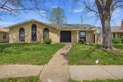 1917 Aspen Ln, Garland, TX, 75044-6701 | Card Image