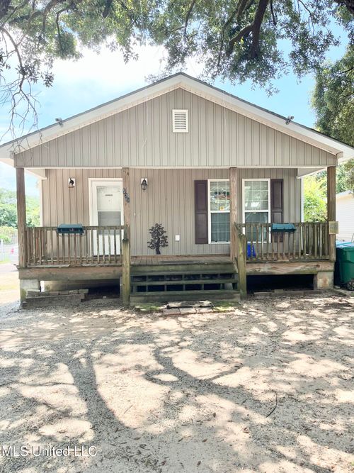529 26th 1/2 St, Gulfport, MS, 39507-1700 | Card Image