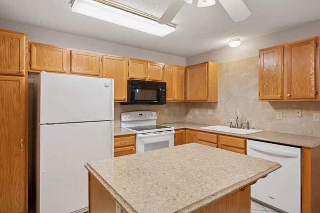 47 - 8733 Baxter Way, Townhouse with 2 bedrooms, 2 bathrooms and null parking in Inver Grove Heights MN | Image 16