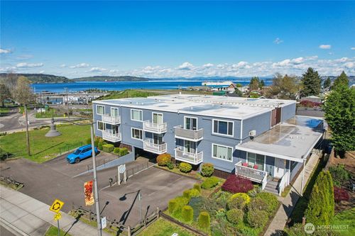 206-5321 N Pearl St, Ruston, WA, 98407-3234 | Card Image