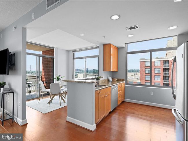 UNIT-851 - 3650 S Glebe Rd, Condo with 2 bedrooms, 2 bathrooms and null parking in ARLINGTON VA | Image 7
