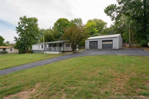 1902 Payne Koehler Rd, Sellersburg, IN, 47172-9449 | Card Image