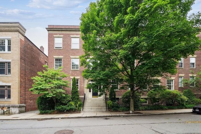 APT-1 - 20 Marshal St, Condo with 1 bedrooms, 1 bathrooms and 1 parking in Brookline MA | Image 17