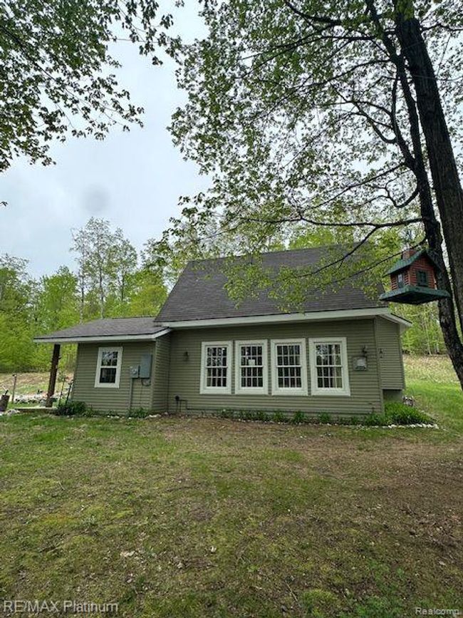 3624 Windy Hollow Rd Nw, House other with 4 bedrooms, 2 bathrooms and null parking in Rapid City MI | Image 4