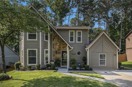 5086 N Woodbridge Trl, Stone Mountain, GA, 30088-1735 | Card Image