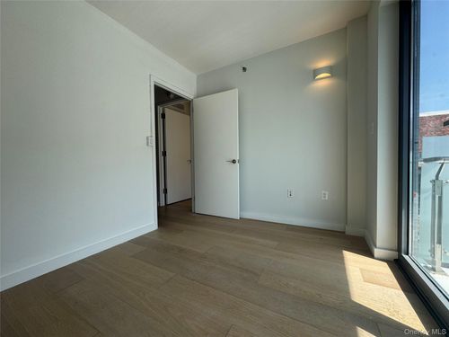 4f-13680 41st Ave, Flushing, NY, 11355-2482 | Card Image