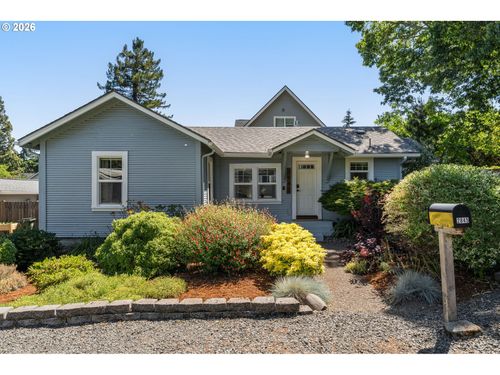 2845 Adams St, Eugene, OR, 97405-2335 | Card Image