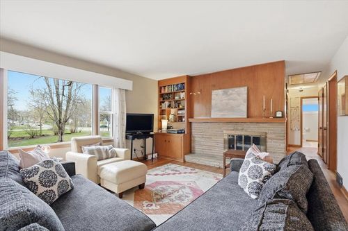 102 W Lakeview Avenue, Madison, WI, 53716 | Card Image