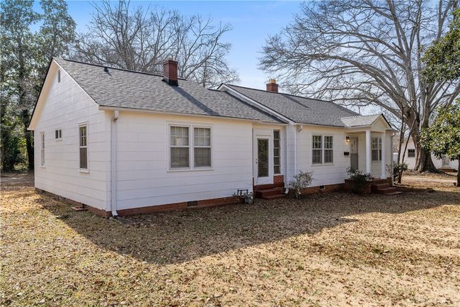 Front of duplex | Image 37
