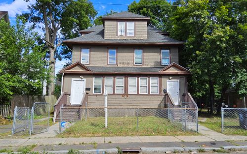 73 Cabot St, Hartford, CT, 06112-2320 | Card Image