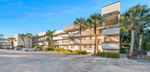 apt-308-499 Forest Lakes Blvd, NAPLES, FL, 34105-2394 | Card Image